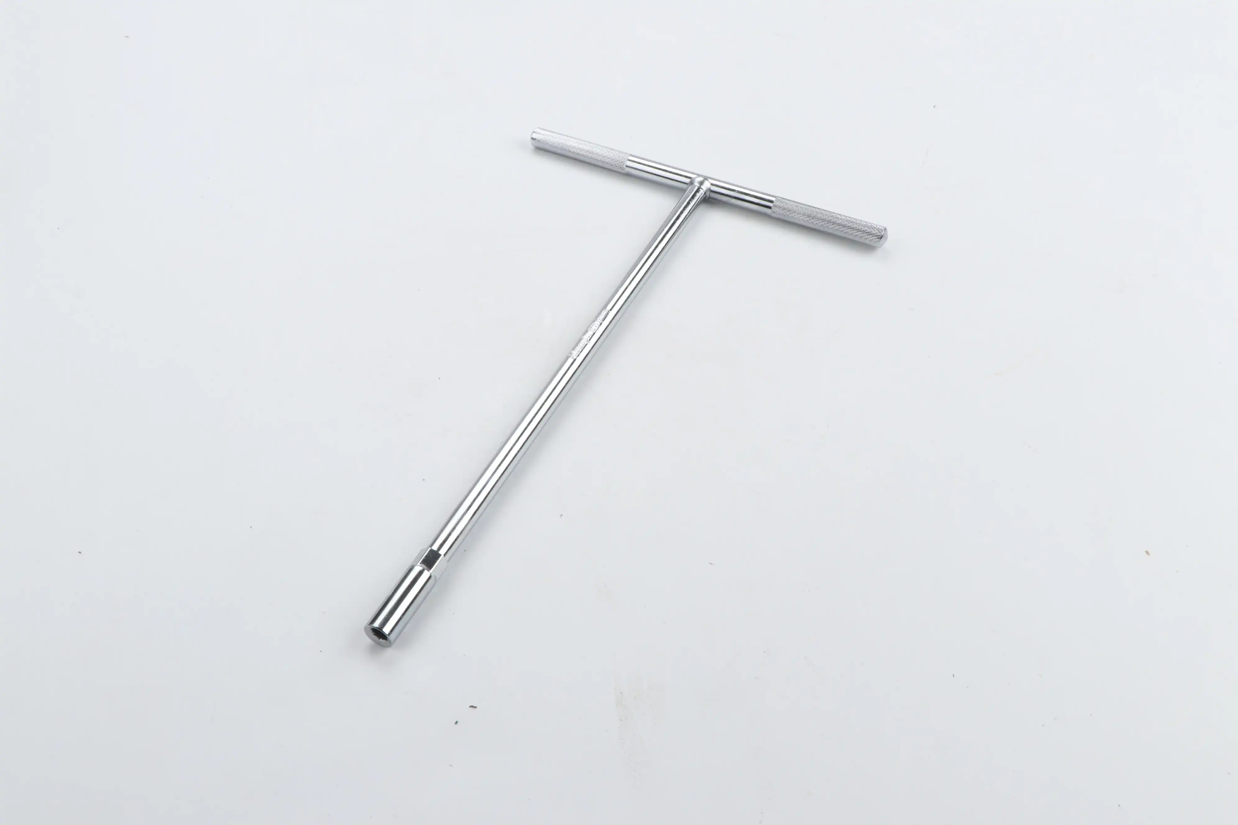 What’s the Difference Between Mirror T-Shaped and L-Shaped Wrenches?